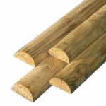 Demi rondins de bois fraisés