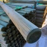 Rondins de bois fraisés